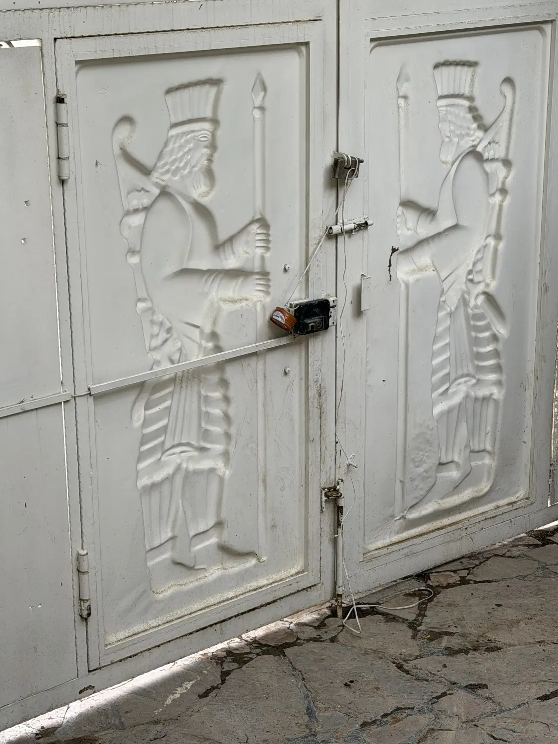 ۱۵۰ متری کلنگی ۴ طبقه بنا