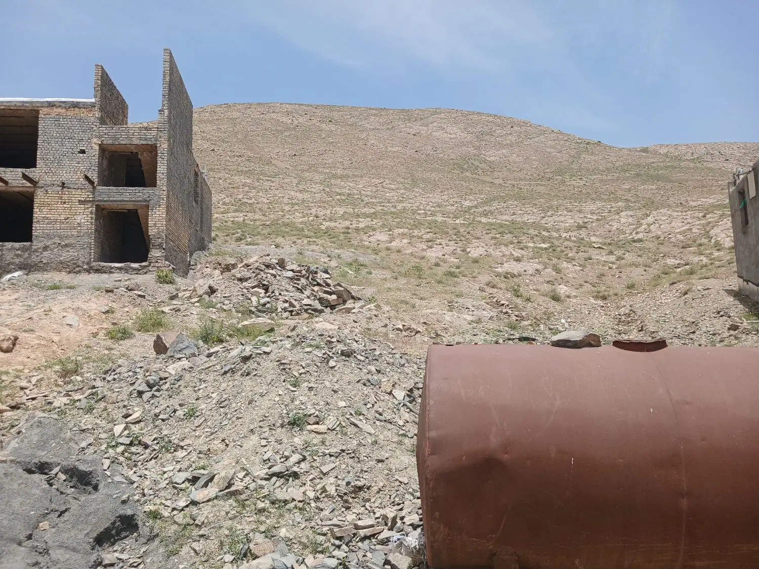 زمین روستای هزاره