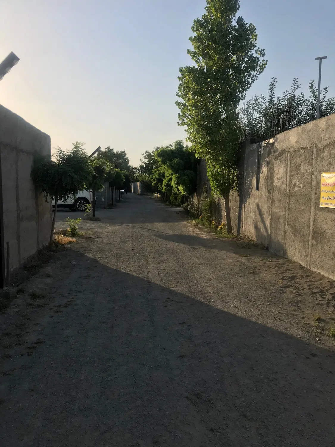 ۴۴۰ متر باغ چهاردیواری شهریار دهشاد باغستان اب برق