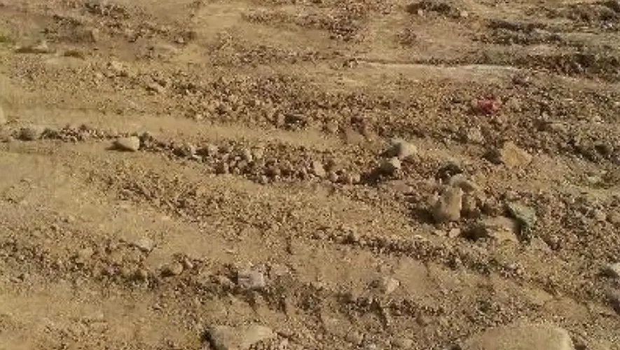 زمین دوبر  بر جاده تهران