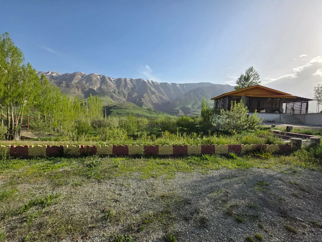 زمین - ویلا باغ در روستای زیار