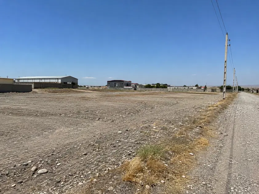 زمین صنعتی