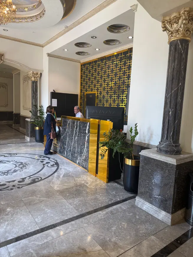 آپارتما ۱۲۸ متری برج باغ