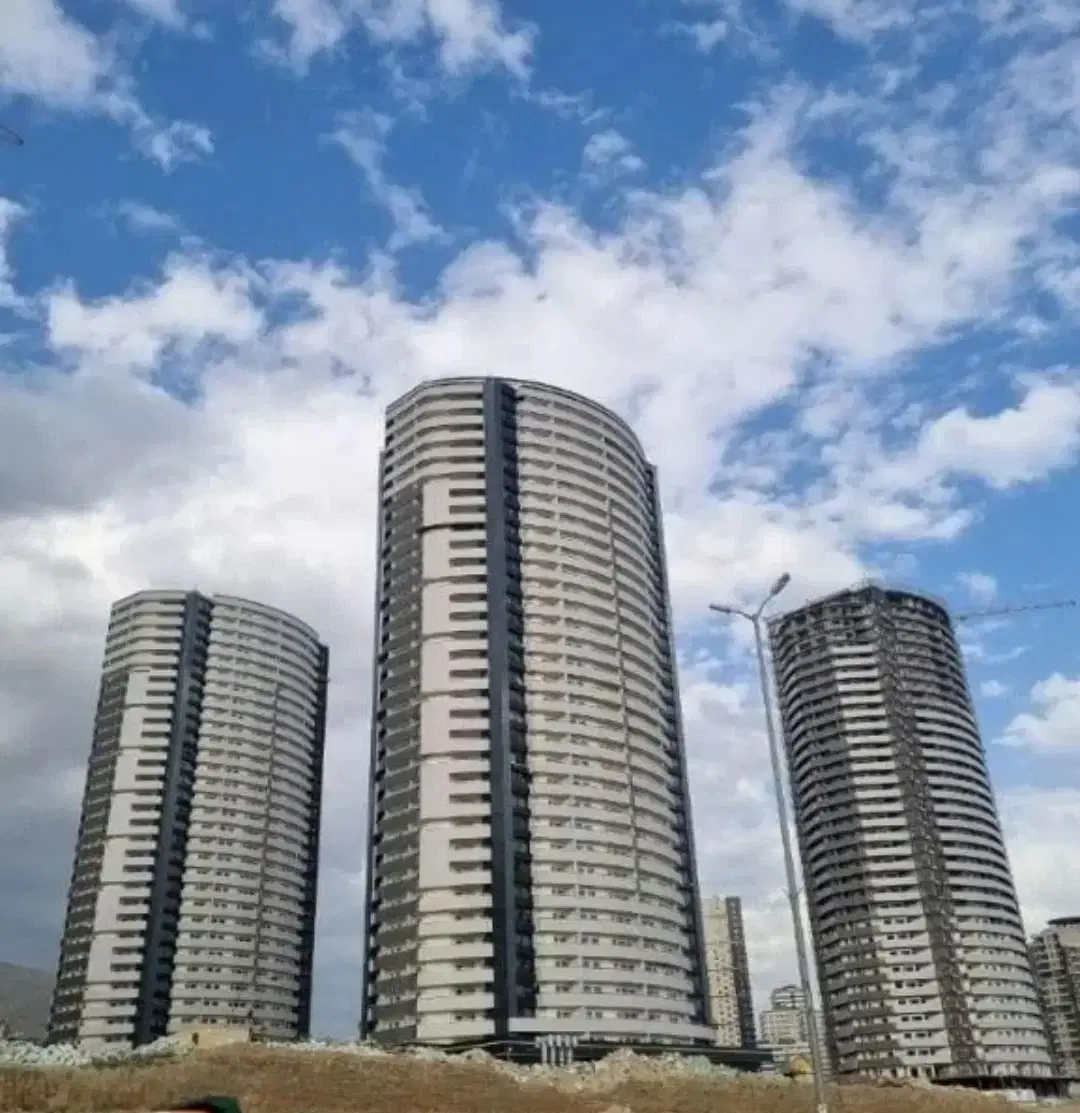 برج نارنج ۱ یک ۱۴۷ متری پهنه c چیتگر