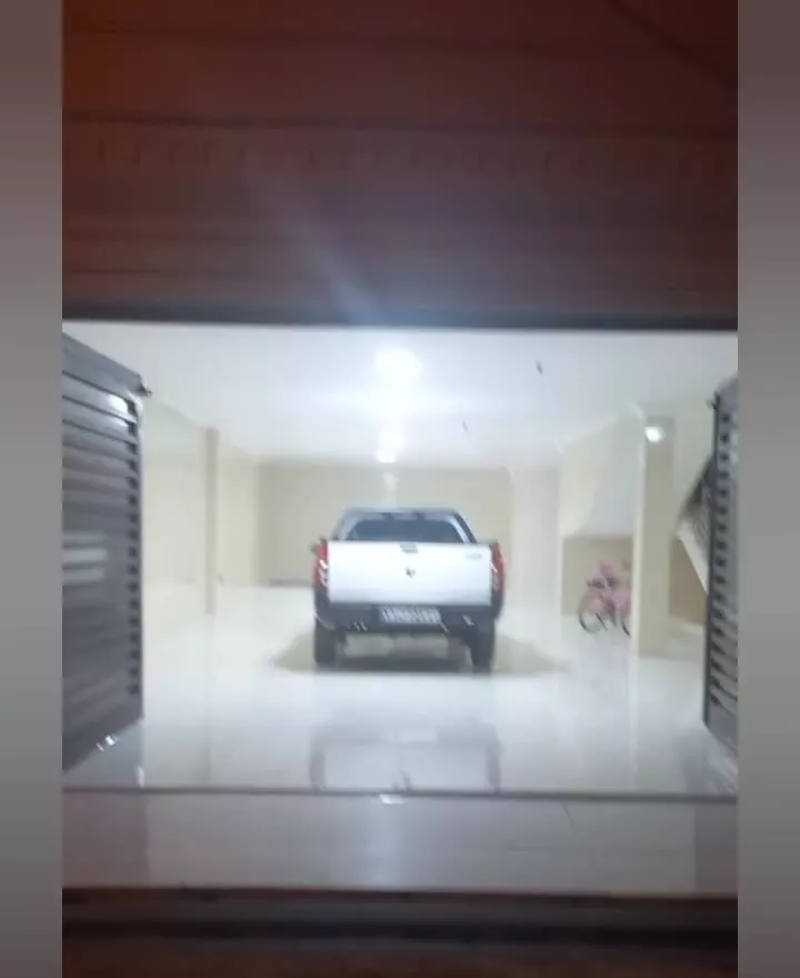 یک طبقه روی پیلوت گلدشت غربی