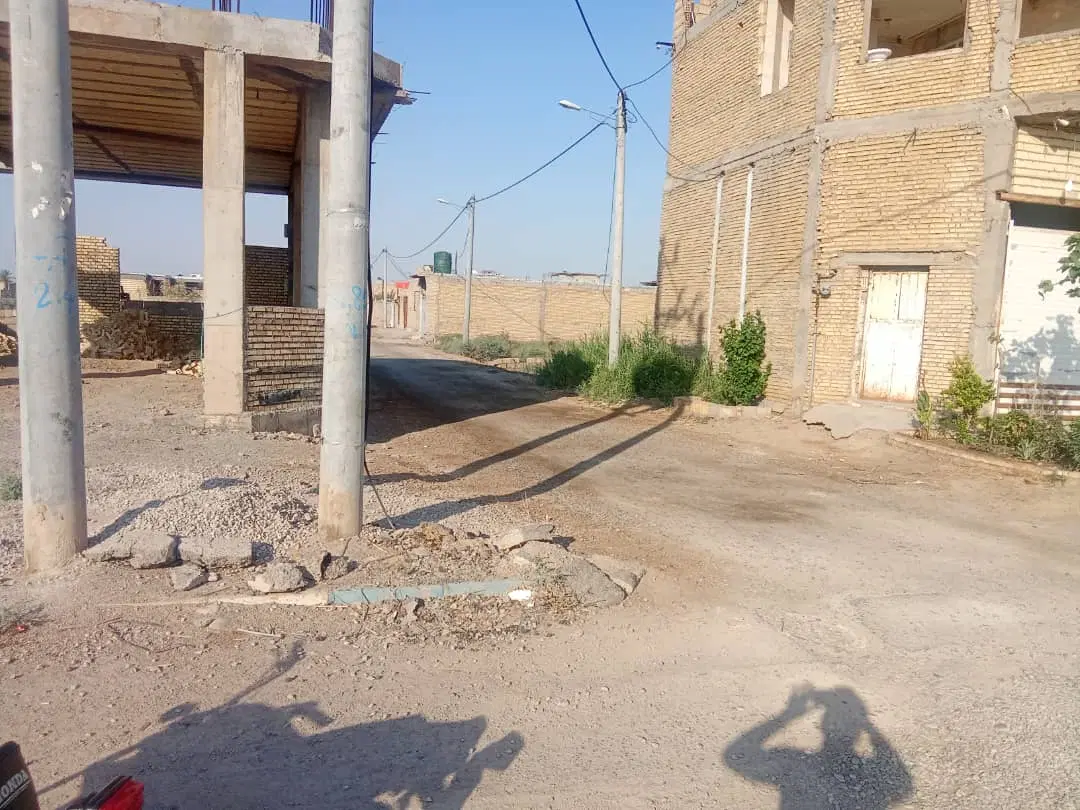 زمین جزیره مینو