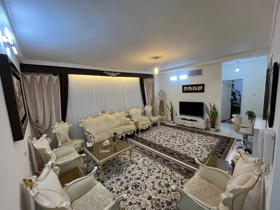 ۸۰ متر تمیز_عروس دامادی