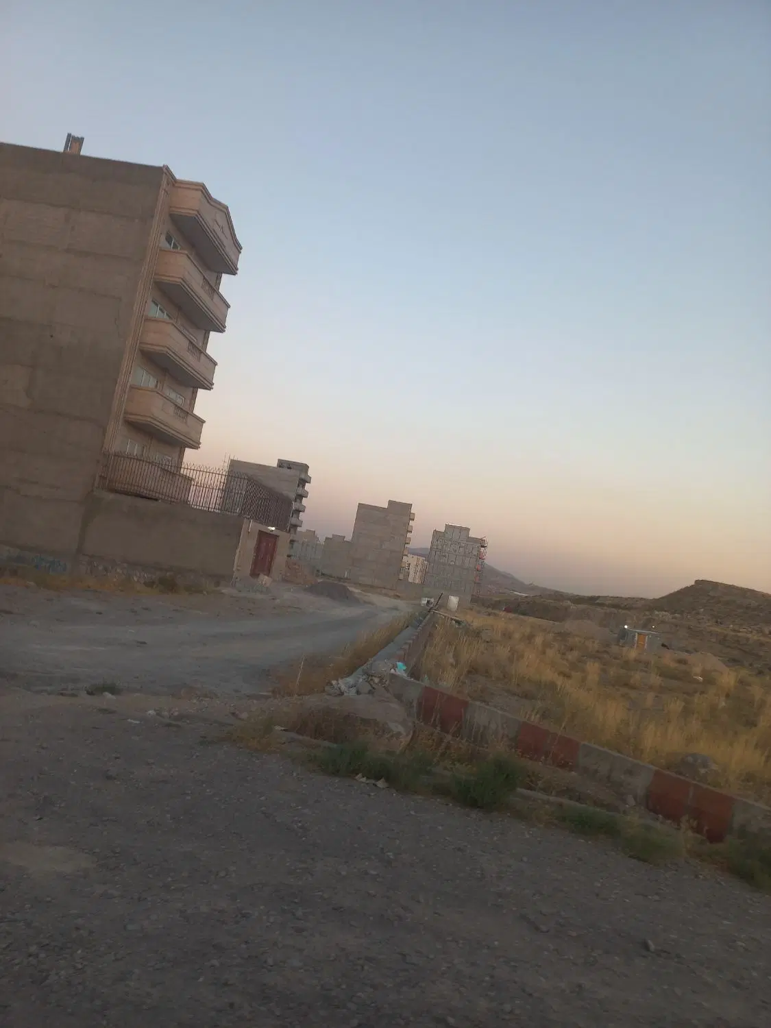 مسکونی جنوبی اکباتان مرزداران