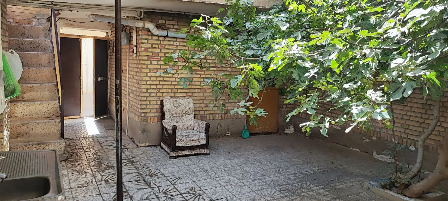 ویلایی ۱۴۸ متره حکیم الهی