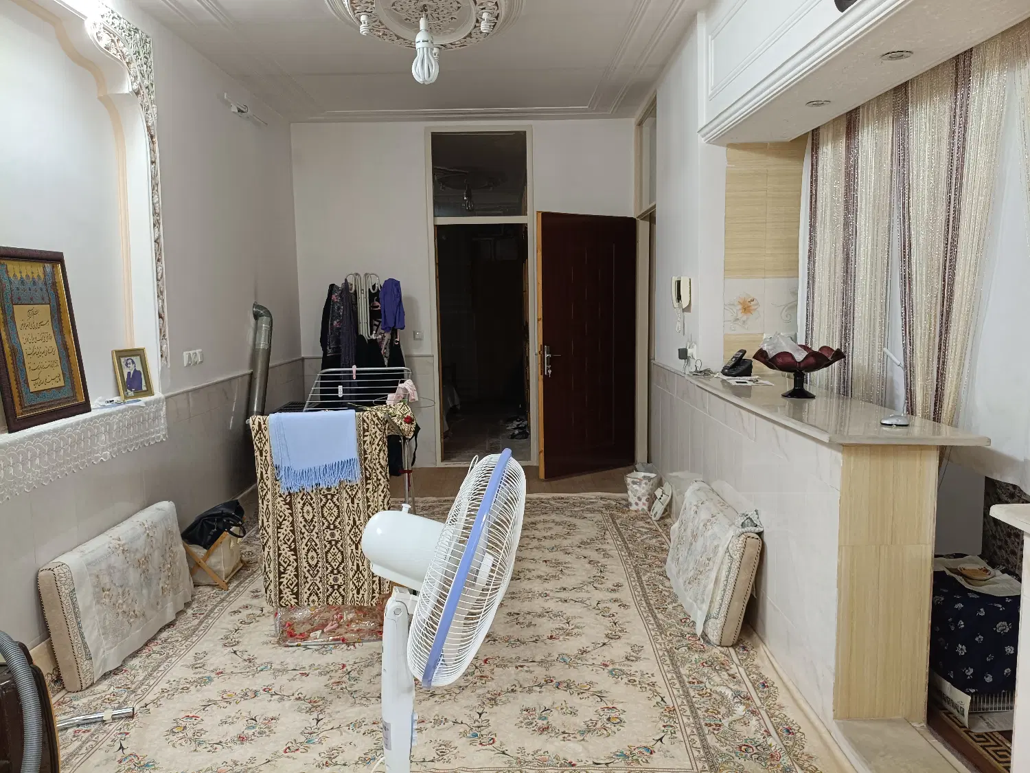 فروش منزل مسکونی(محله بسیار امن زیر قیمت)