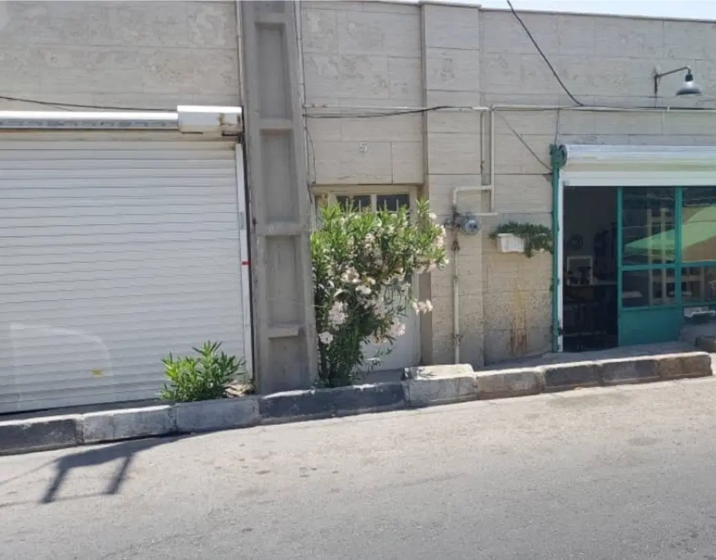 ۱۶ متر مغازه با سند تجاری