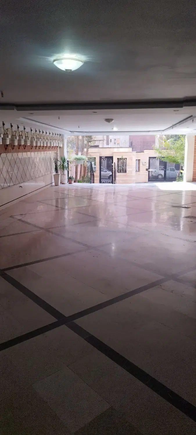 آپارتمان ۷۰ متری ( پارک پلیس )