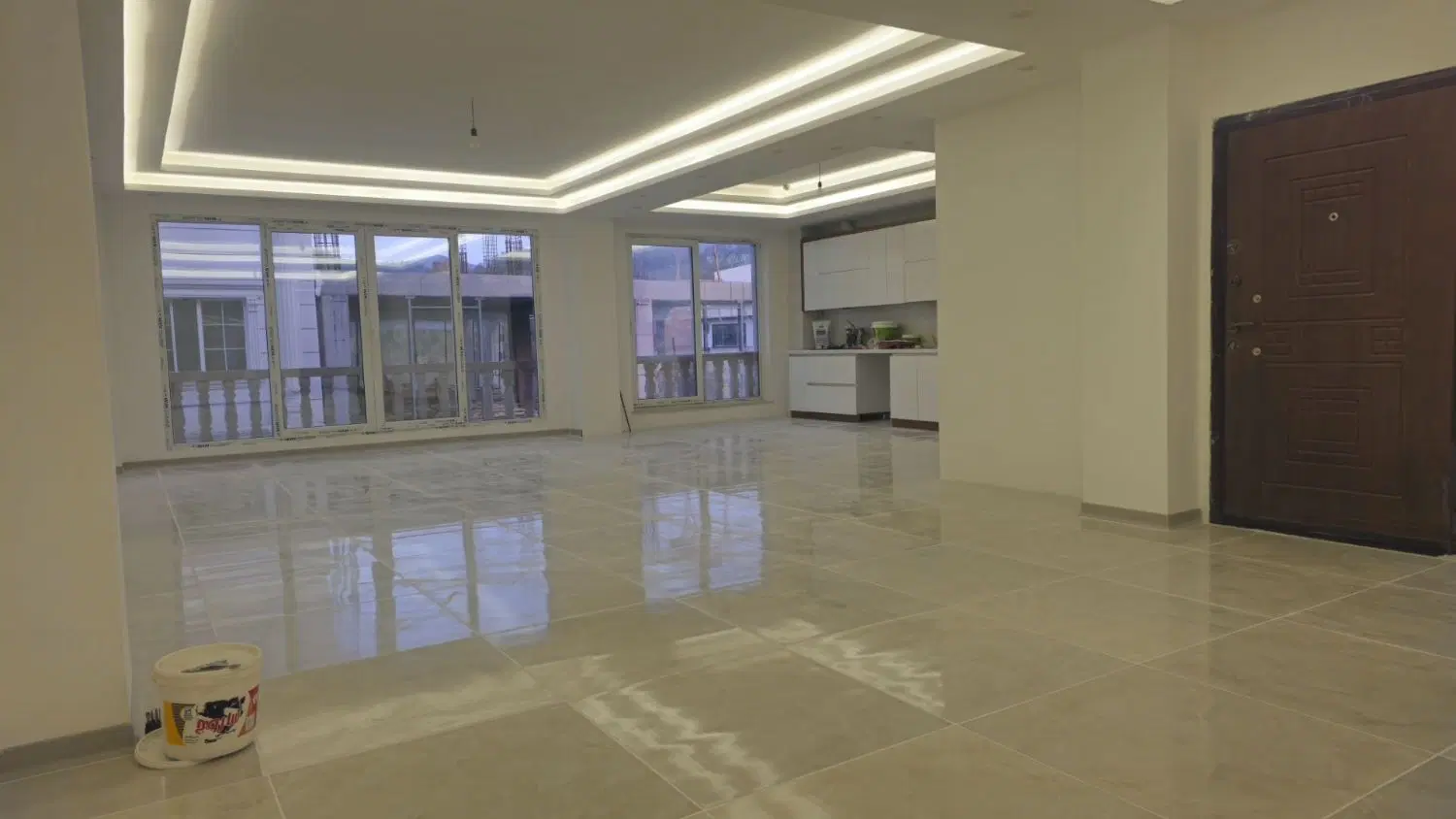 فروش خانه در حزین