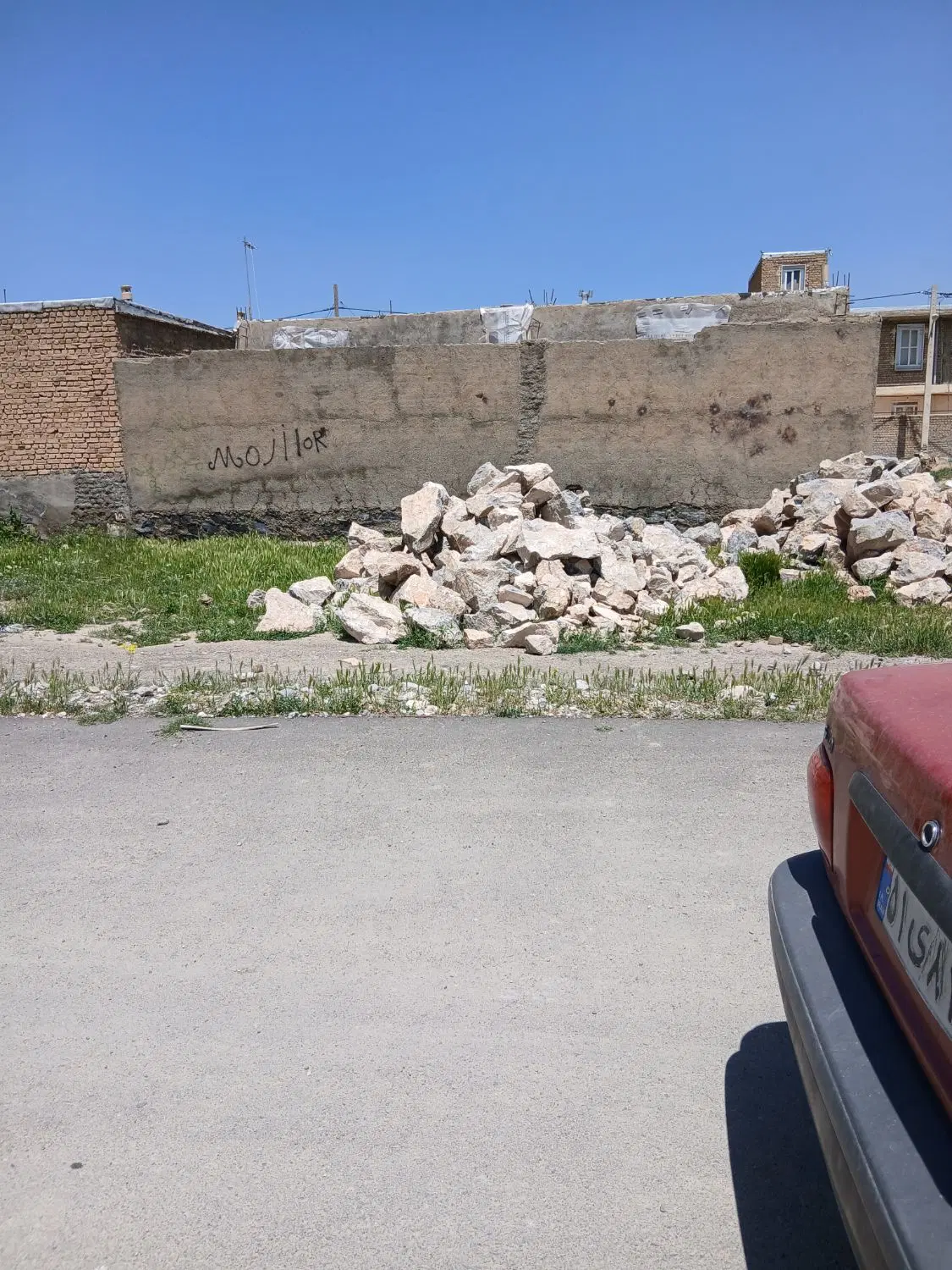 فروش زمین مسکونی در روستای قلعه قباد