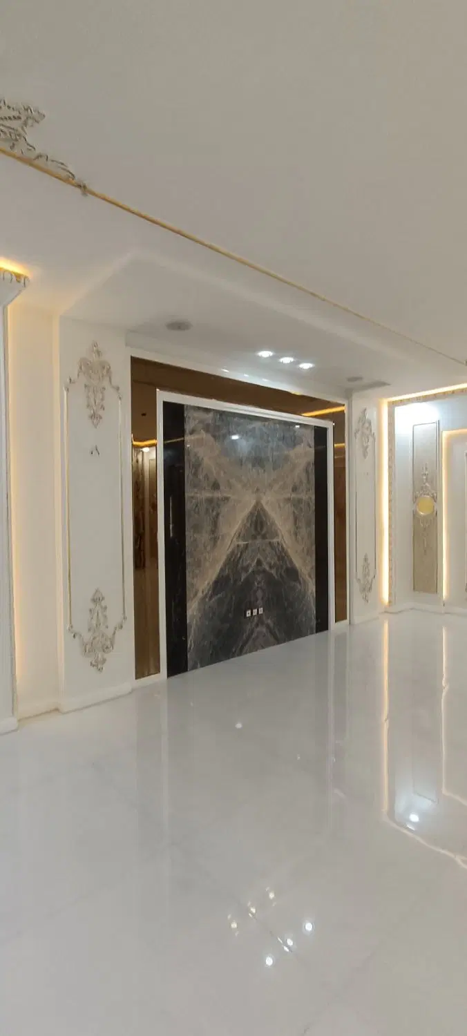 آپارتمان ۱۵۵ متری ۳خواب طبقه اول