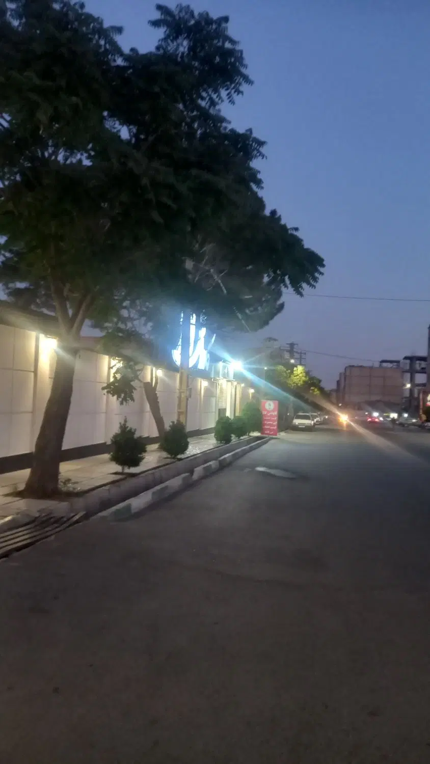 اجاره مغازه ۹۵ متری(مناسب برای انبار و کارگاه)