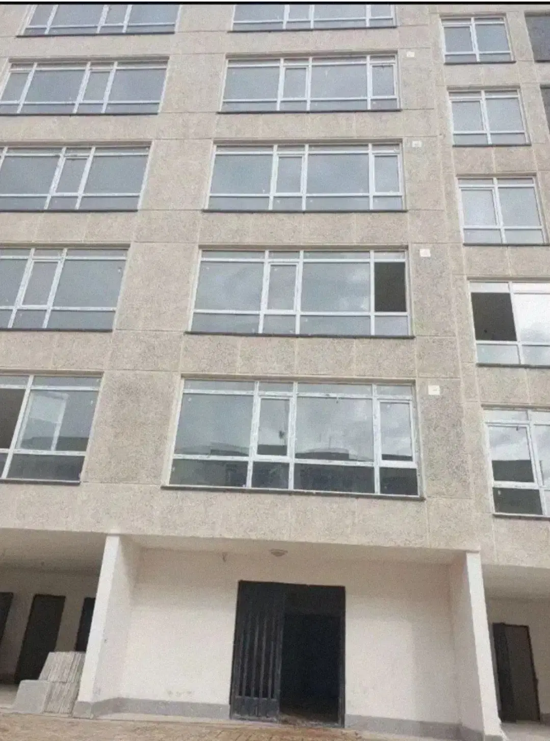 پایاسازه پاسارگاد ۸۷ متری