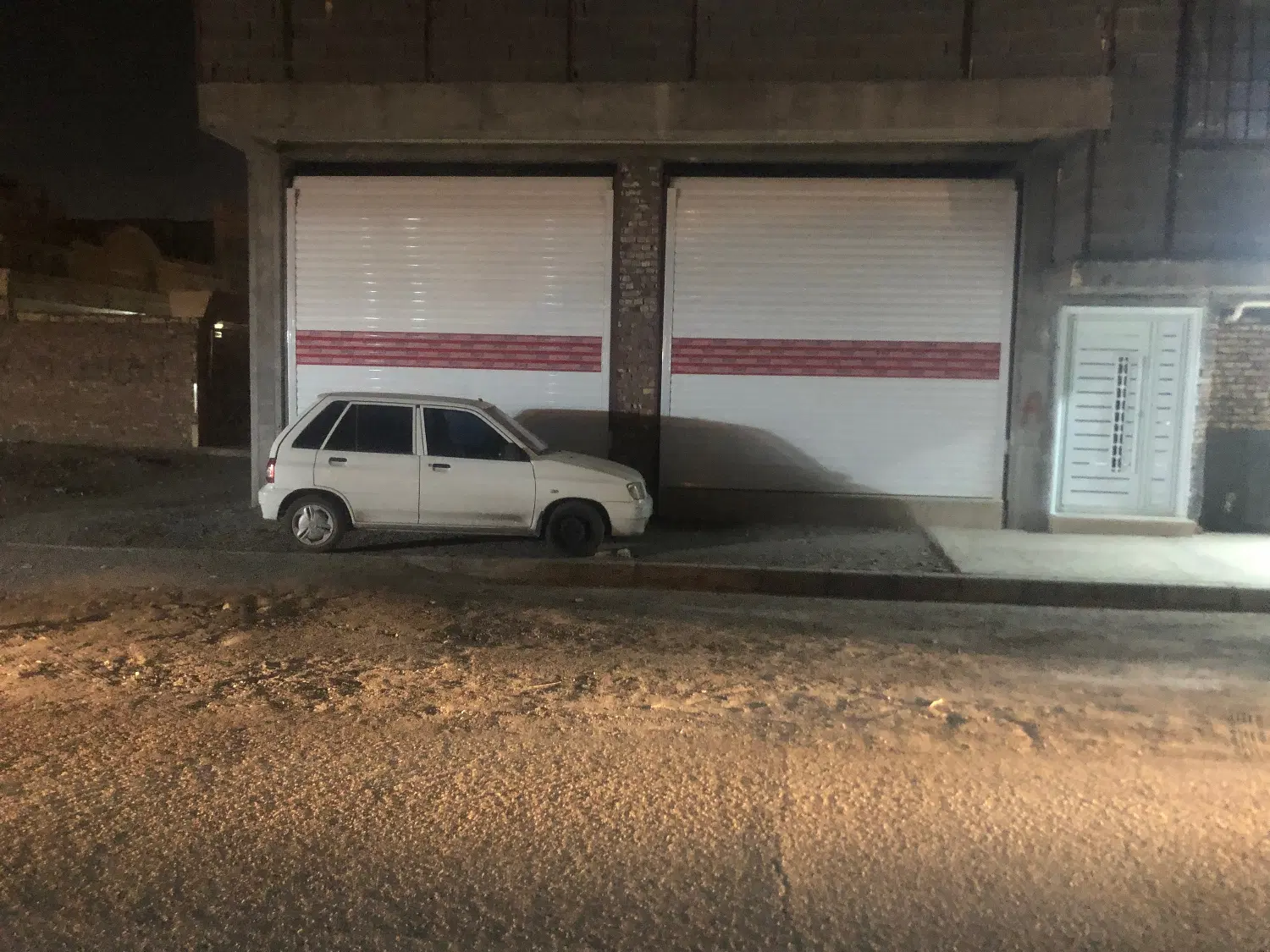 مغازه تجاری شهرک جهاد