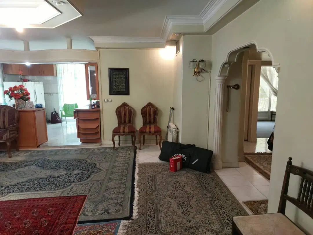 فروش آپارتمان ۱۲۲ متری سه خوابه مشرف به پارک