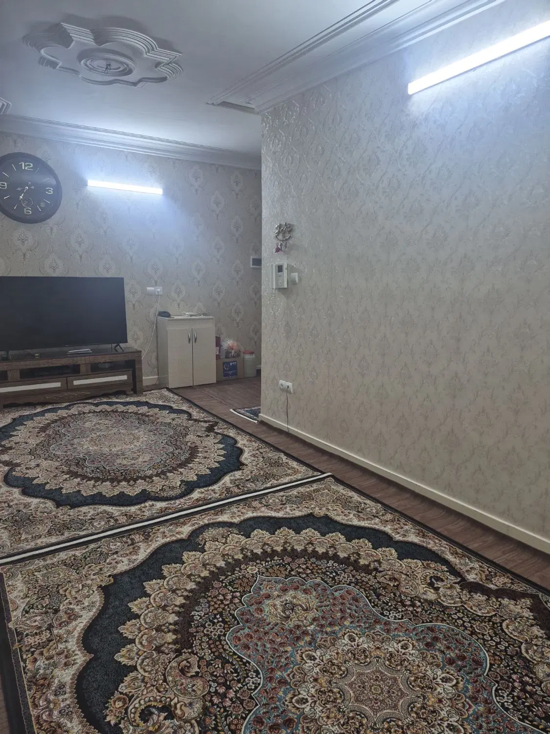 واحد ۵۲ متری بهاران