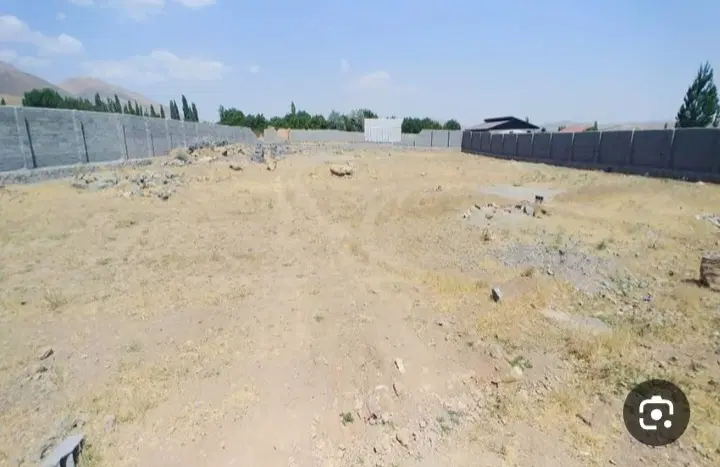 زمین ۹۵ متری