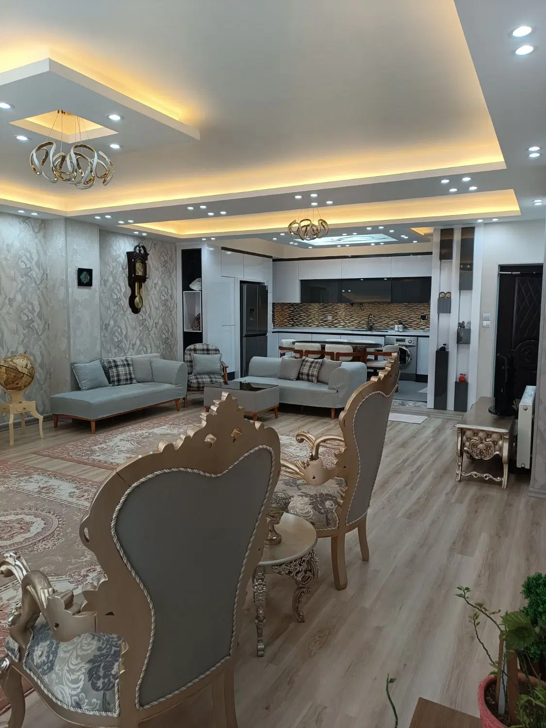 آپارتمان ۱۲۰ متری