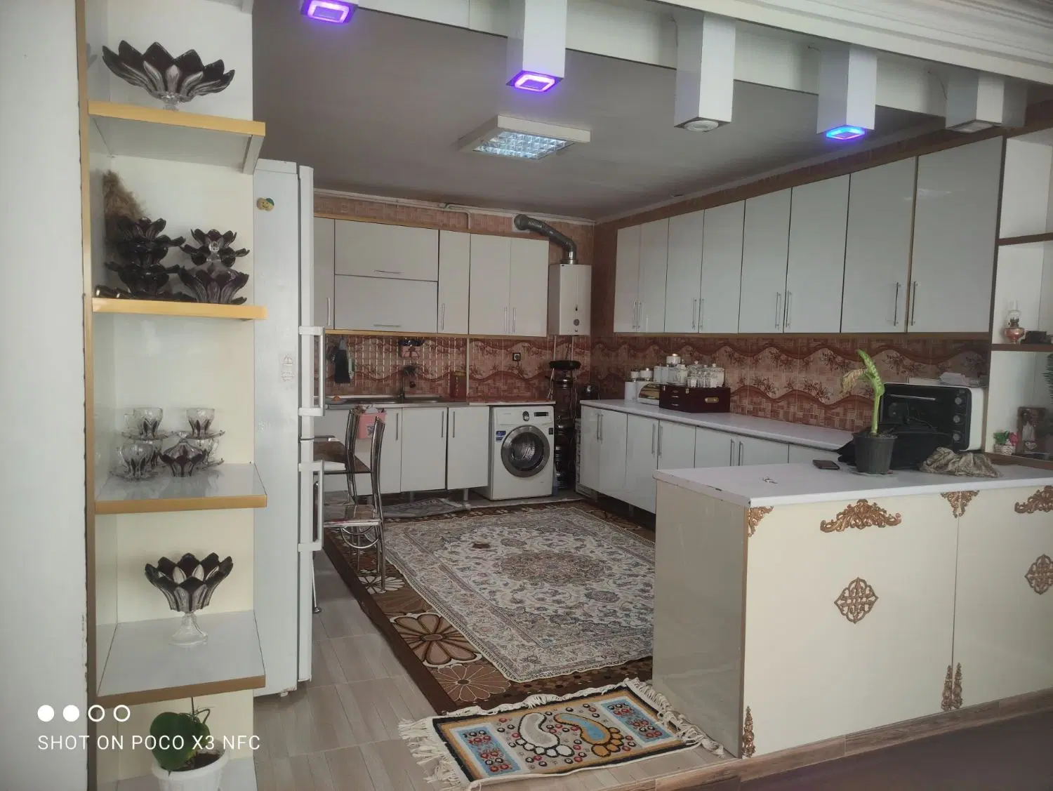 خونه ویلایی ۲۰۰متری .خوش قیمت.