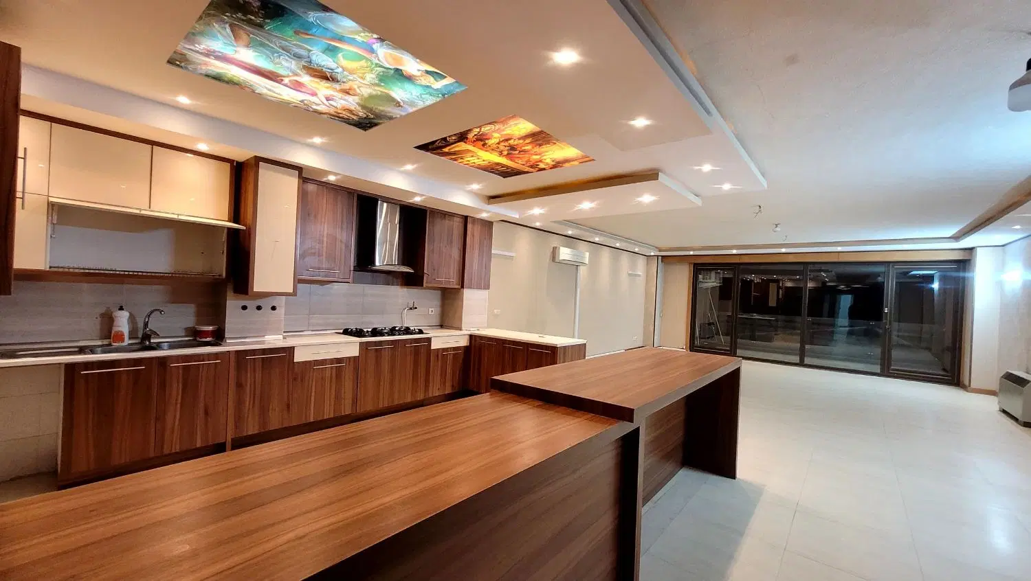 اپارتمان سه خوابه فروشی