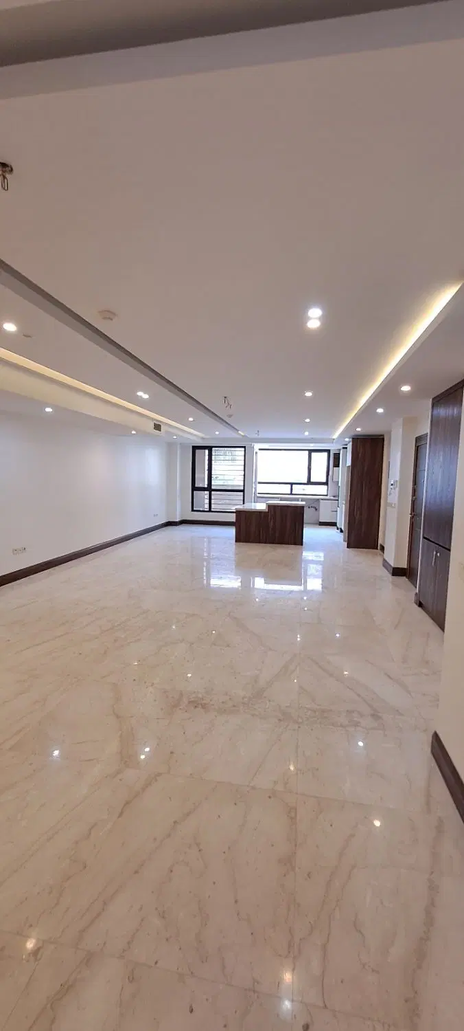 تاپ لوکیشن ۱۳۵ متر متریال بینظیر ۲ پارکینگ سندی