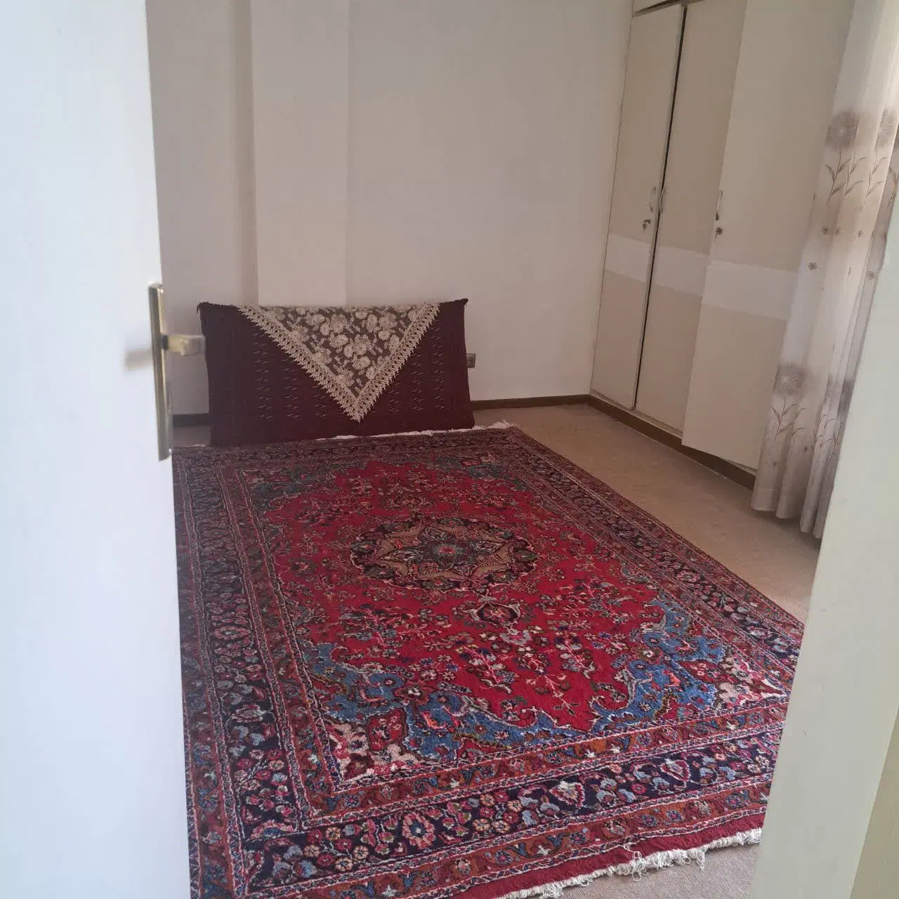 آپارتمان  اجاره ای گلستان