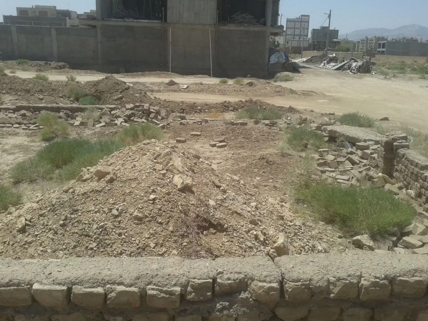زمین فروشی با ارزش افزوده بالا