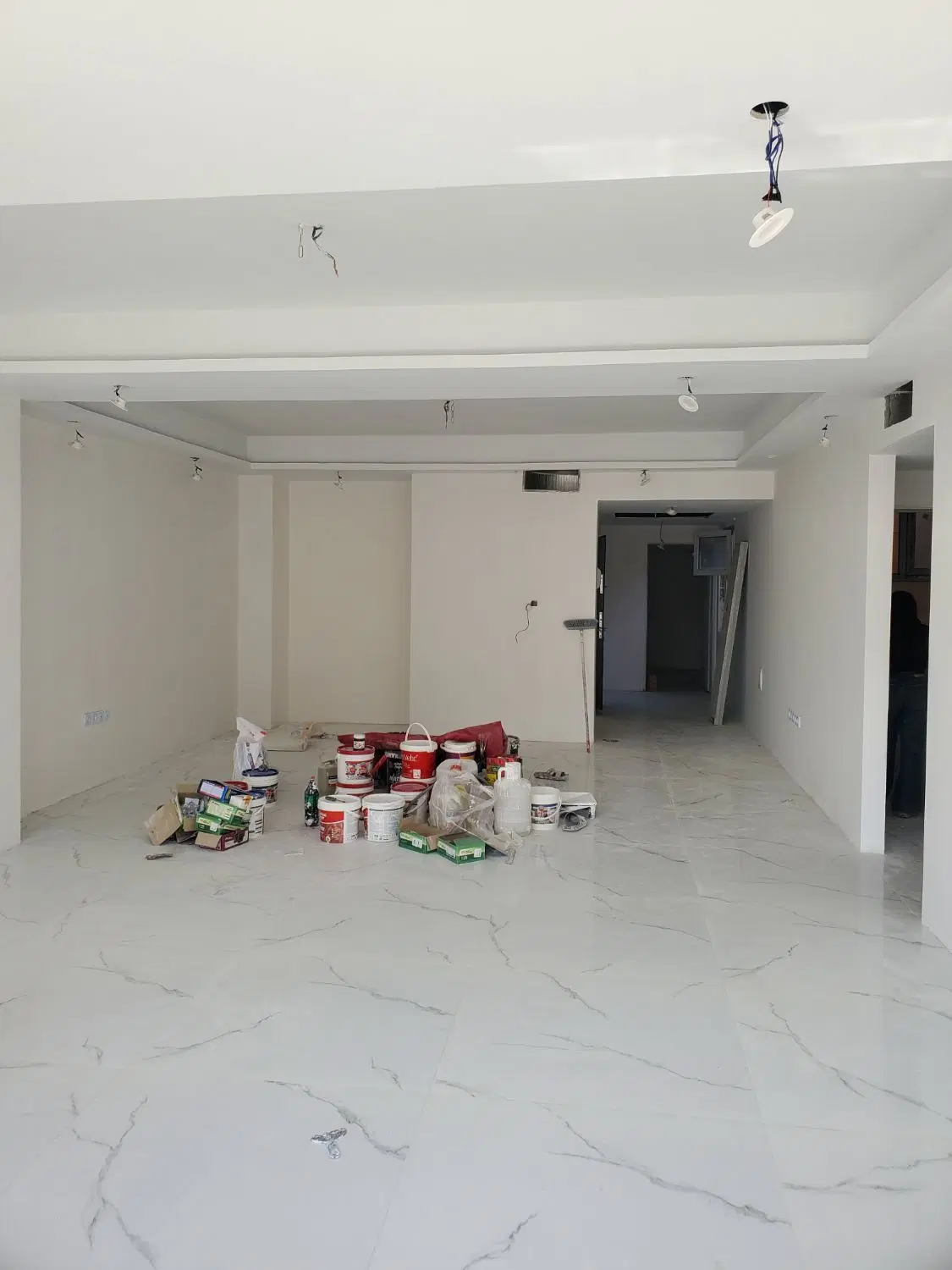 فروش آپارتمان ۱۳۰ متری کلیدنخورده