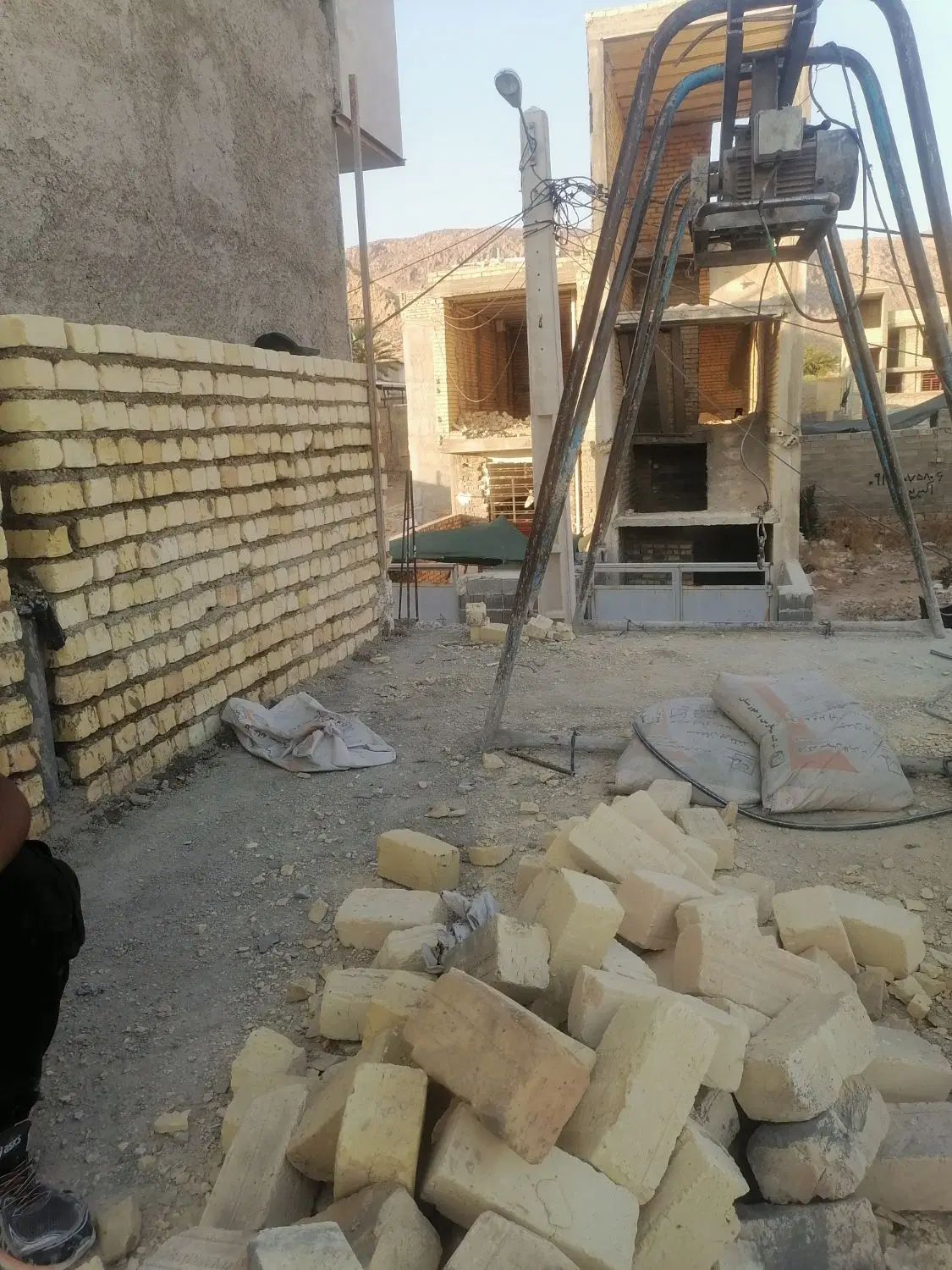 اسکلت 70 متری یه خواب کفترک