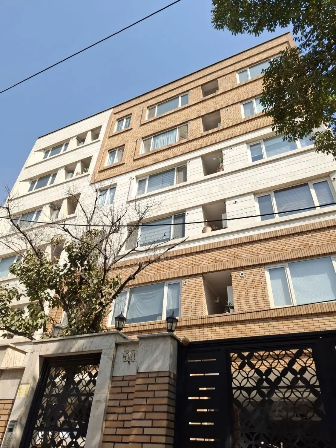 ۸۴ مترآپارتمان_۲ خوابه_ پارکینگ_ انباری_ نوساز