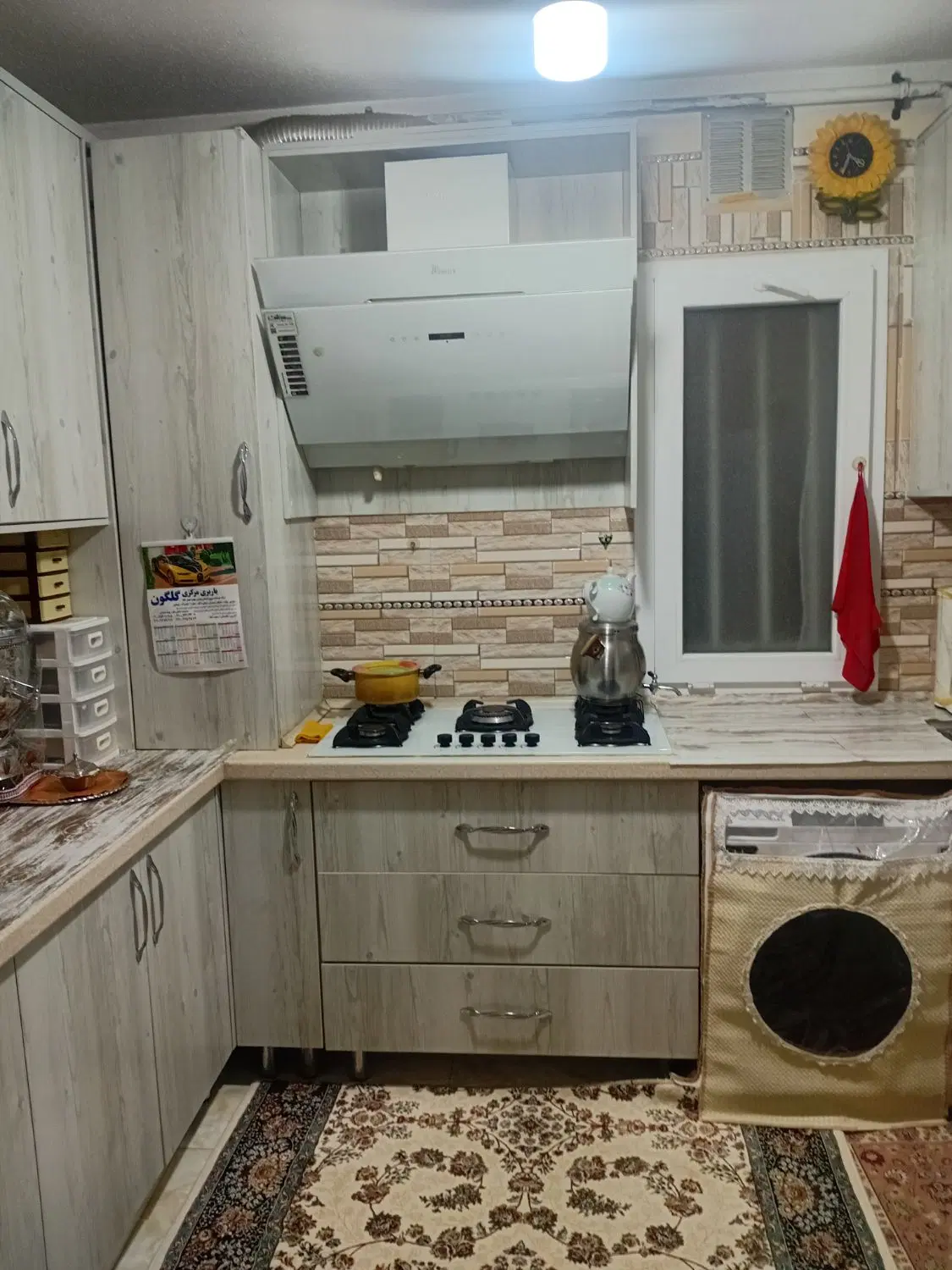 ۷۲متری کیسون فول امکانات تمیز،زون ۳،طبقات