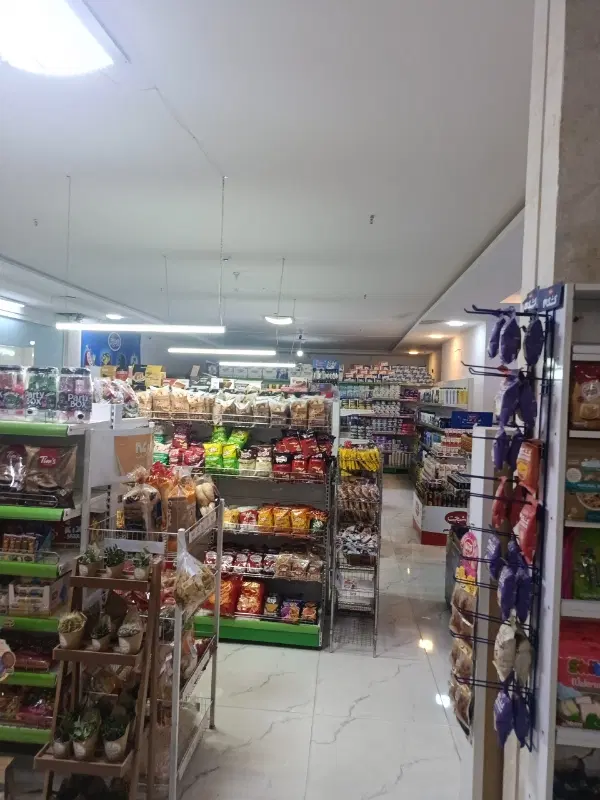 واگذاری هایپر مارکت