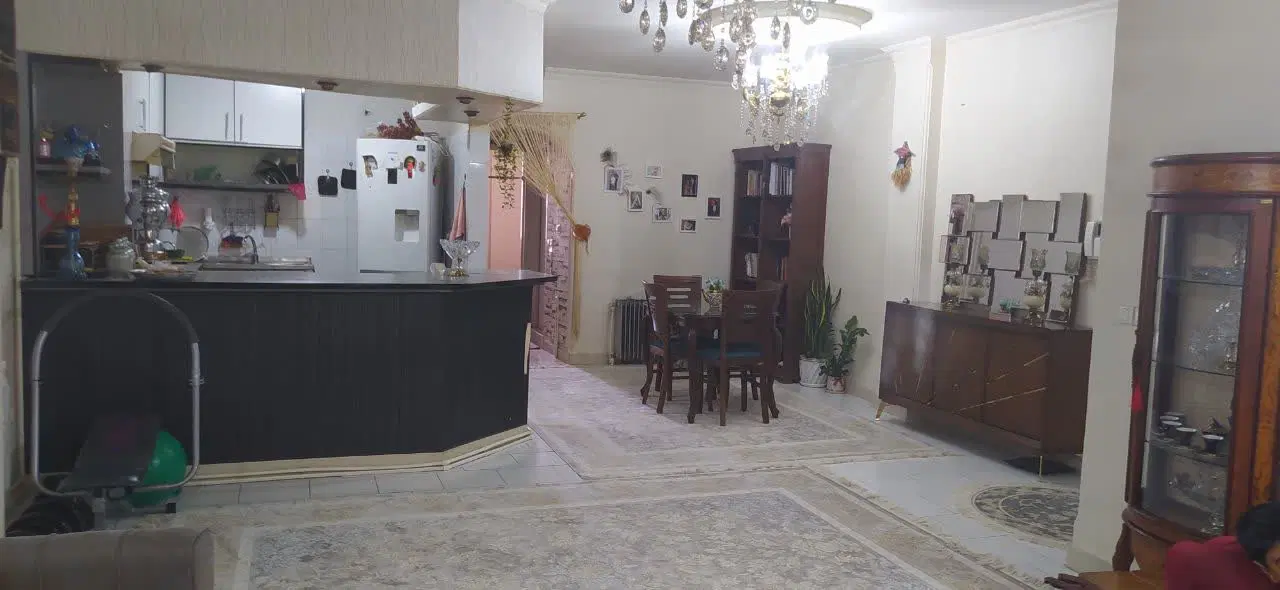 آپارتمان 97 متری دوخوابه دو کله نور گیر