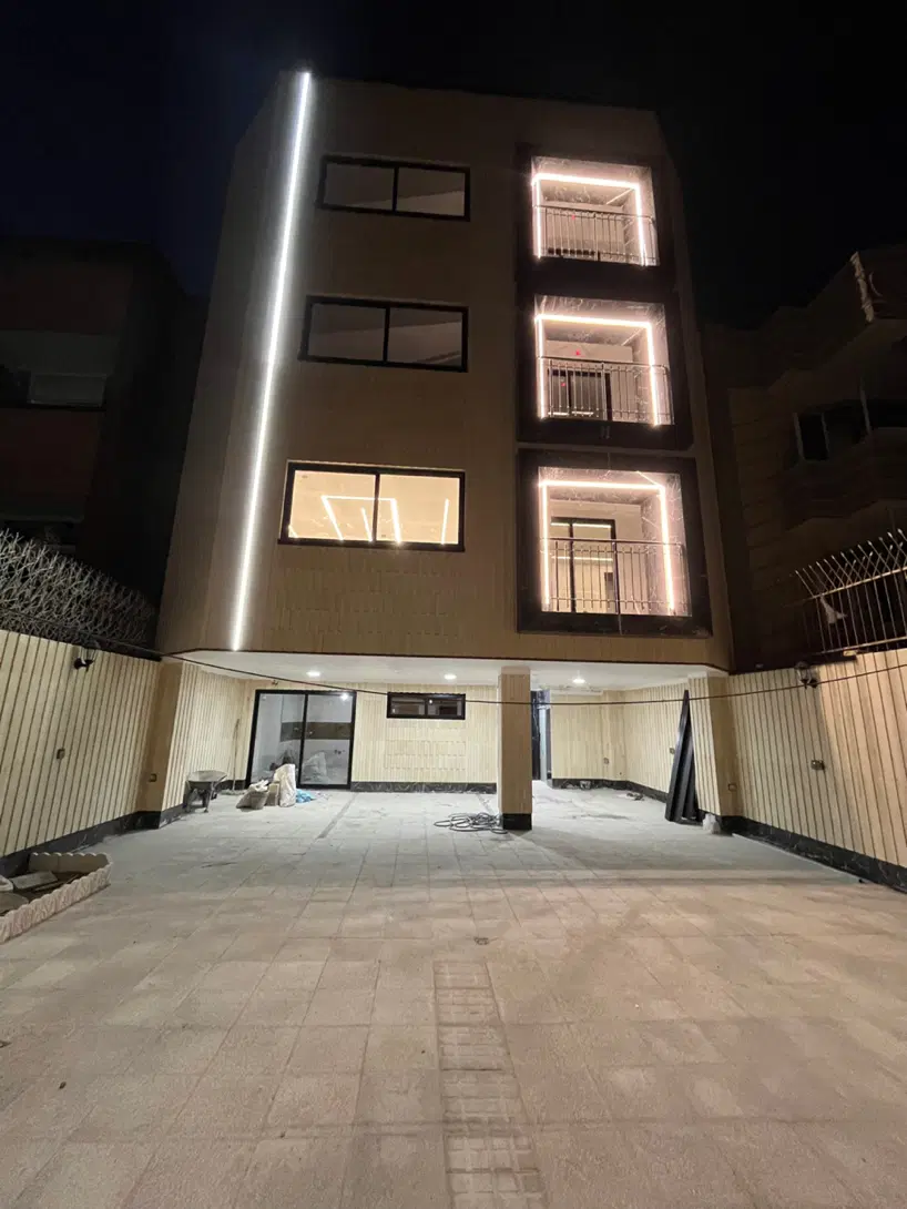 ویلایی سه طبقه