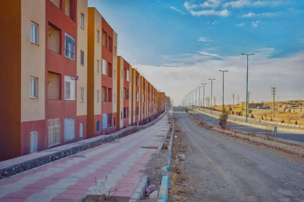 آپارتمان ۹۸ متری در  شهرک فرهنگیان