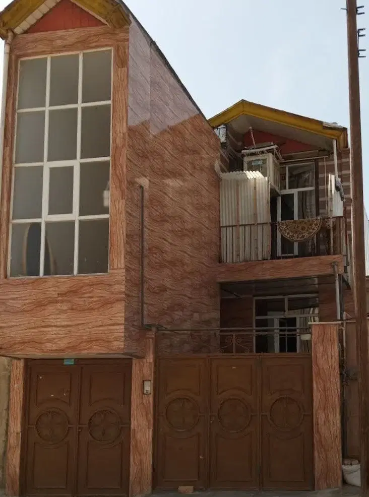 خانه دوطبقه کرناچی