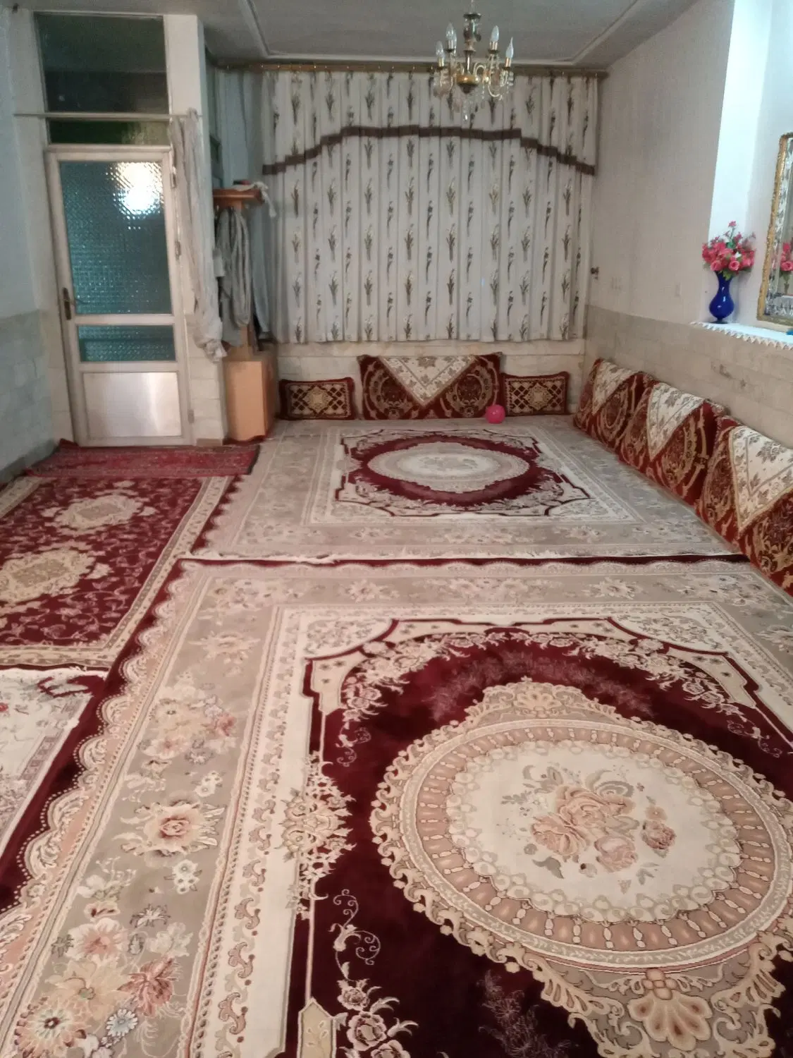ملک دو طبقه دو بر