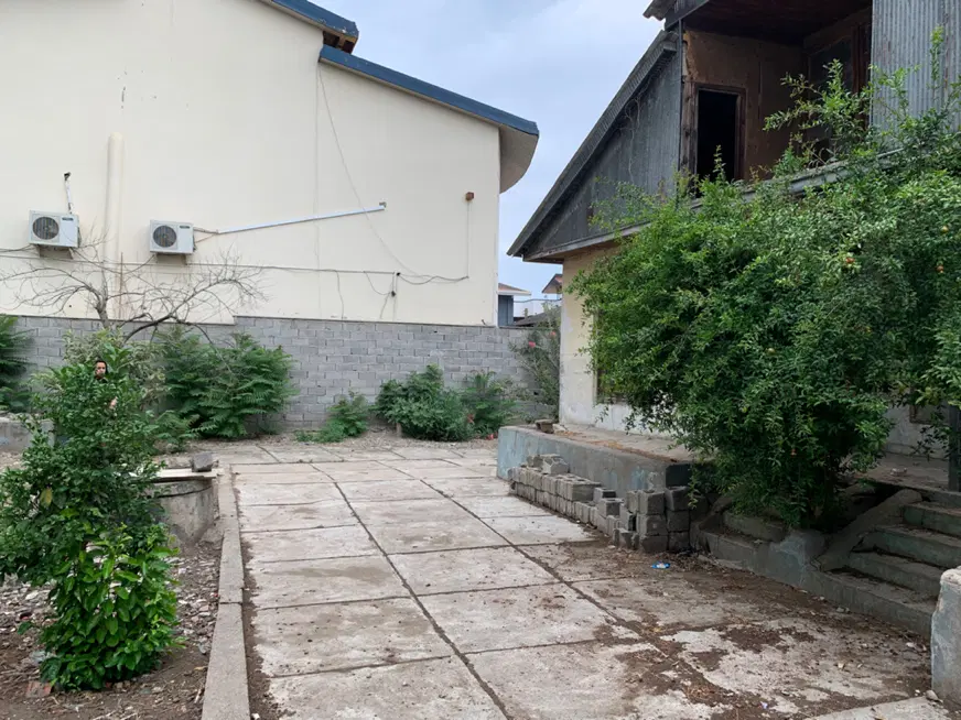 زمین با بنای کلنگی( نور ،رویان )