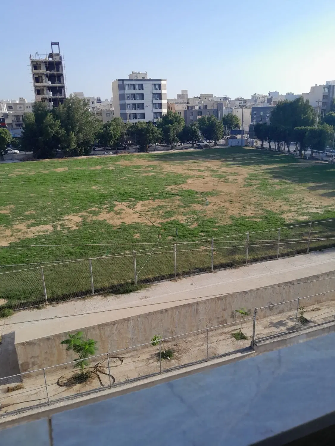 سه راه خیراندیش بغل تالار شایان زمین کشاورزی