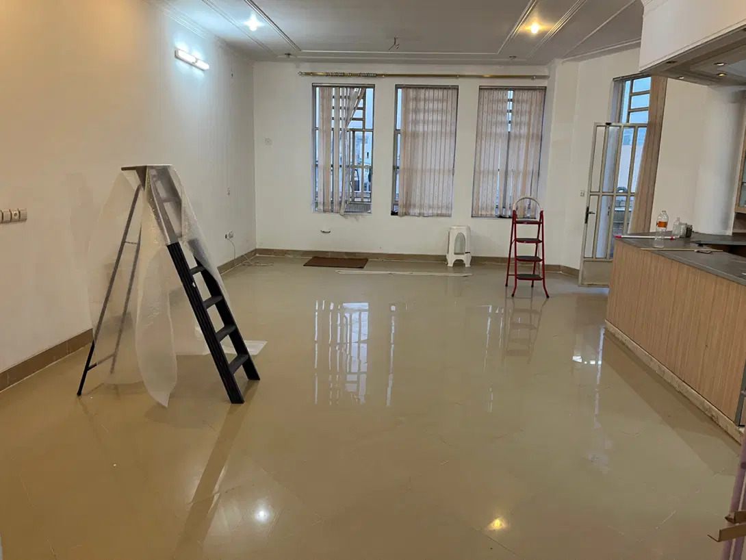 خانه اجاره ای طبقه بالا بلوار جوان