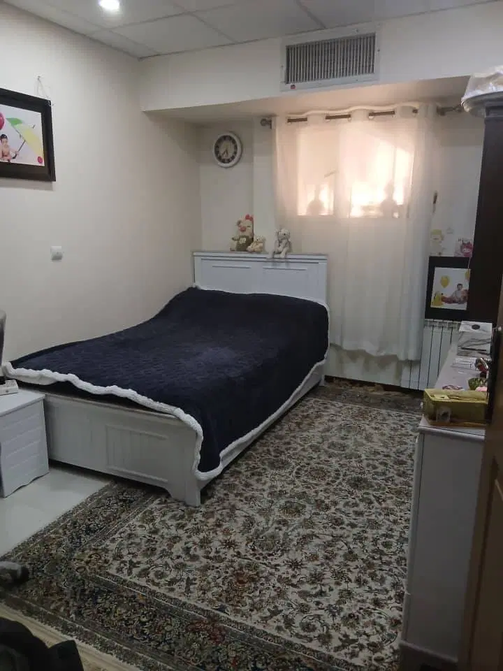 فروش آپارتمان سه خوابه یه قیمت یک خوابه
