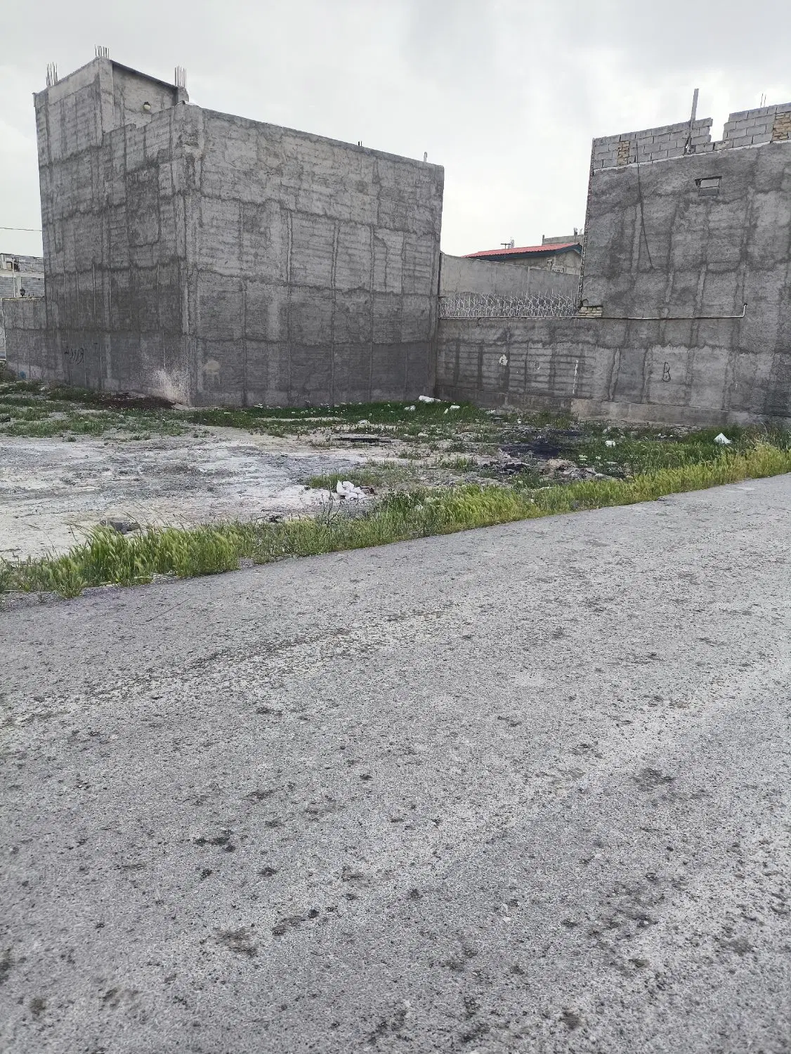 زمین مسکونی با مجوز ساخت  صفادشت .. یوسف آباد قوام