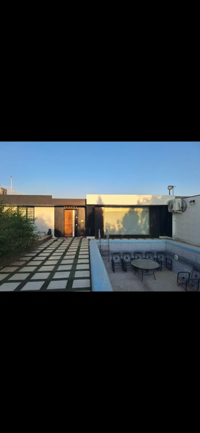 525متر باغچه فول فرنیش با تمام امکانات
