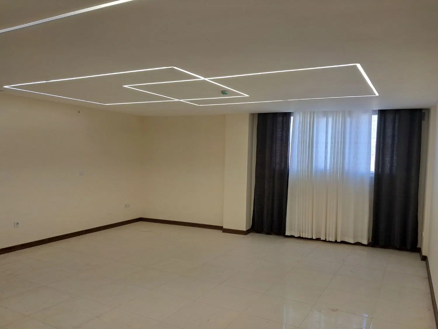 آپارتمان دو خواب کلید اول _ صدرا