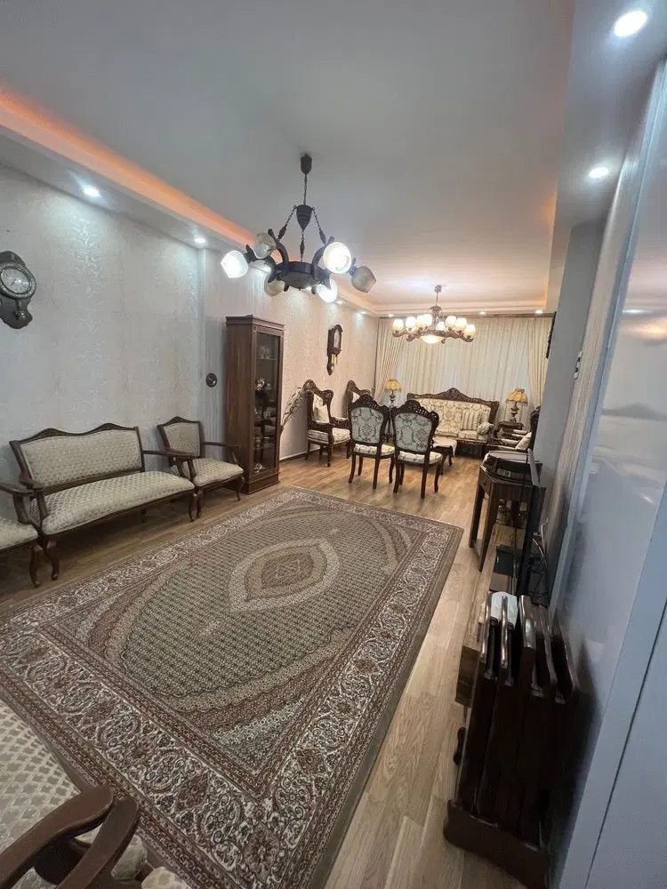 فروش آپارتمان ۹۰ متری در گرو خیربانو