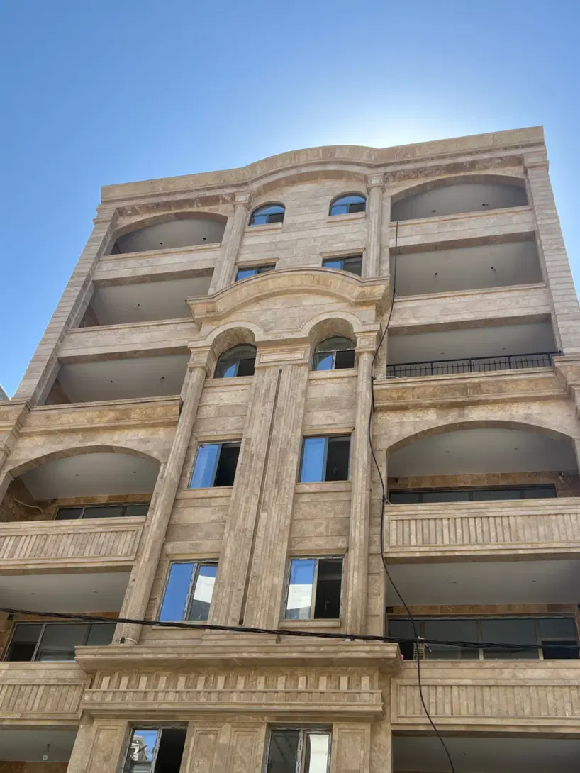 آپارتمان لوکس مولوی ۱